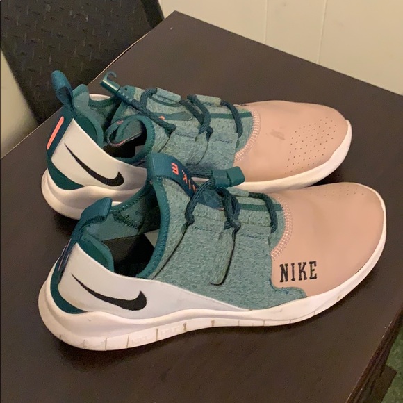 Nike Shoes - Women Nike’s